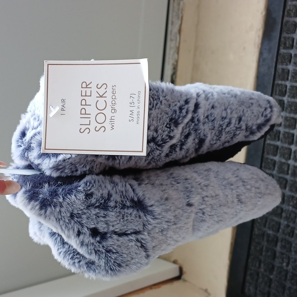 Slipper socks with grippers size S/M (5-7)